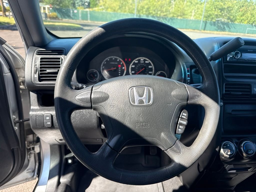 Used 2006 Alabaster Silver Metallic Honda LX image 10