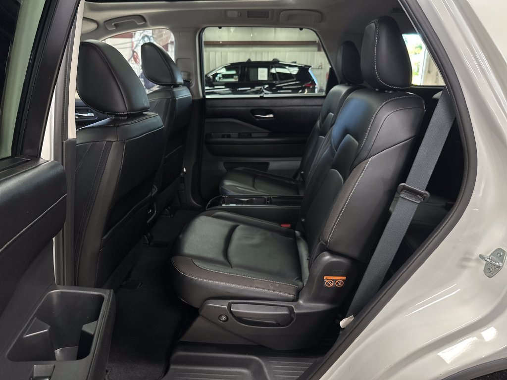 Certified Used 2023 Pearl White Nissan SL image 28