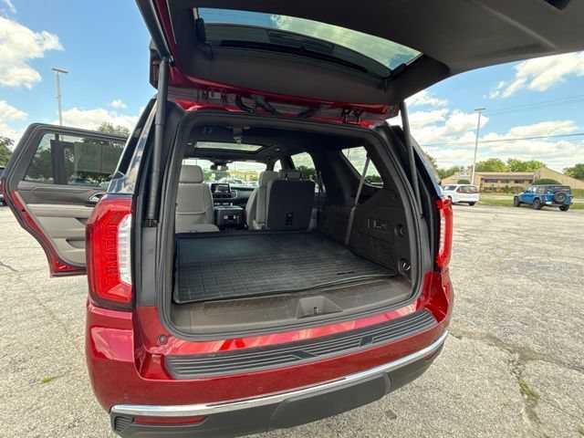 2023 GMC Yukon SLT - Photo 34