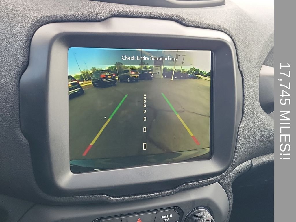 Used 2023 Gray Jeep Latitude image 27