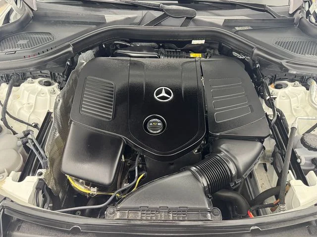Certified Used 2026 Polar White Mercedes-Benz GLC 300 image 15