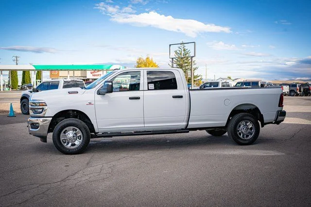 2026 RAM 3500 Tradesman - Photo 11