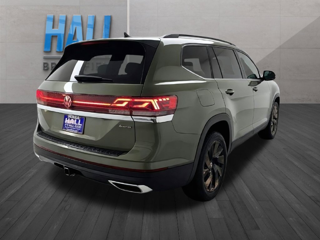 New 2026 Green Volkswagen SE w/Technology image 5