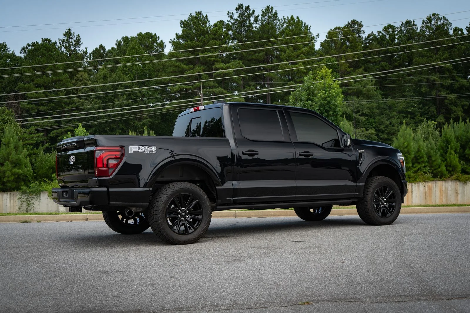 Used 2025 Black Ford Platinum image 22