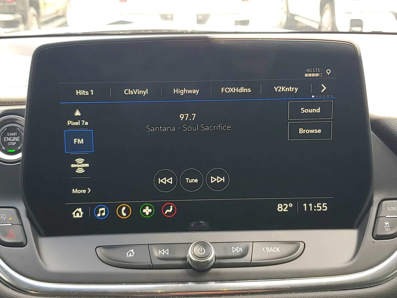 Used 2023 BLACK Chevrolet LT image 17