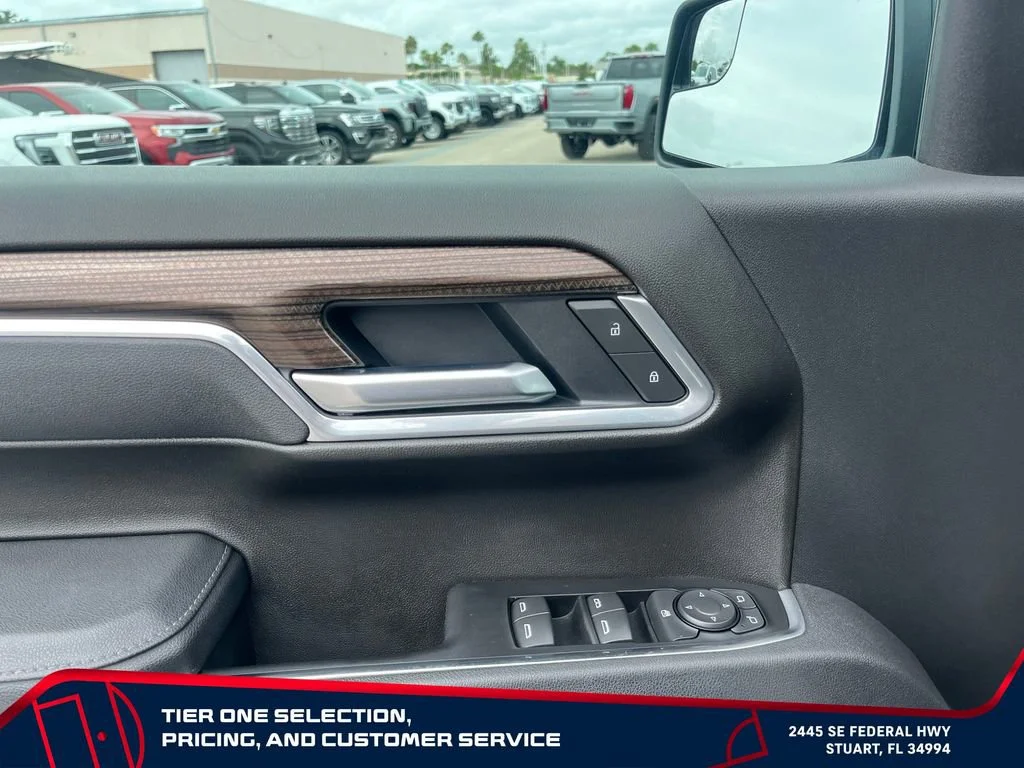 Used 2026 Sterling Gray Metallic Chevrolet LT image 21