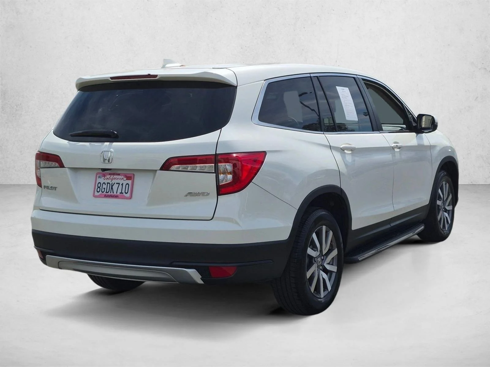 Used 2019 White Diamond Pearl Honda EX-L image 5