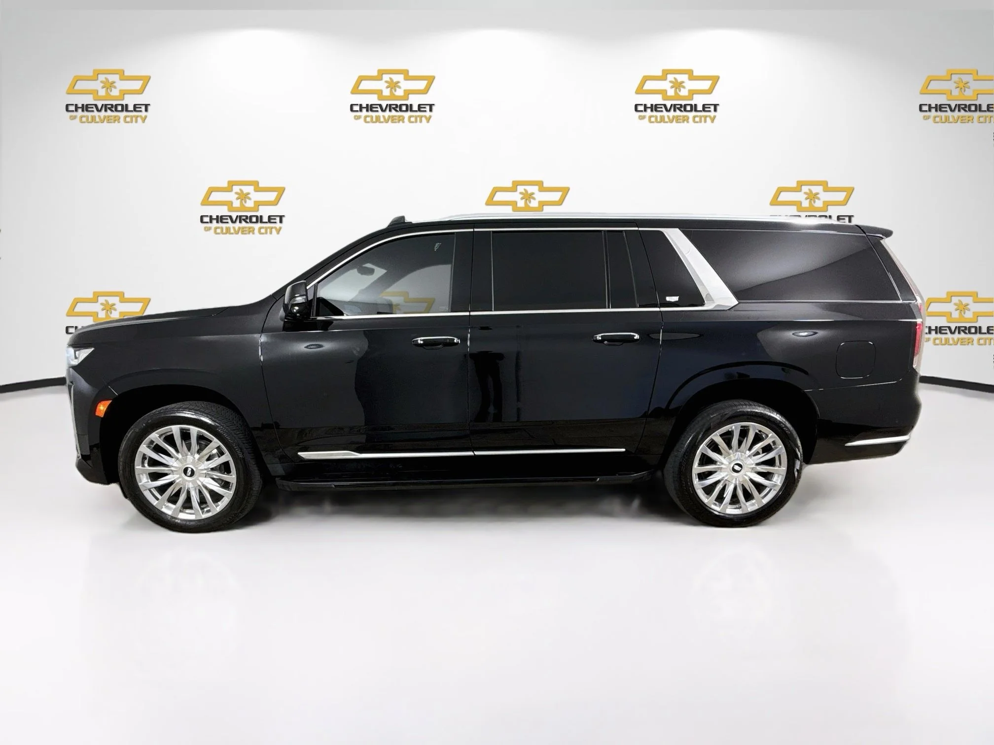 Used 2023 BLACK RAVEN Cadillac RWD Premium Luxury image 5
