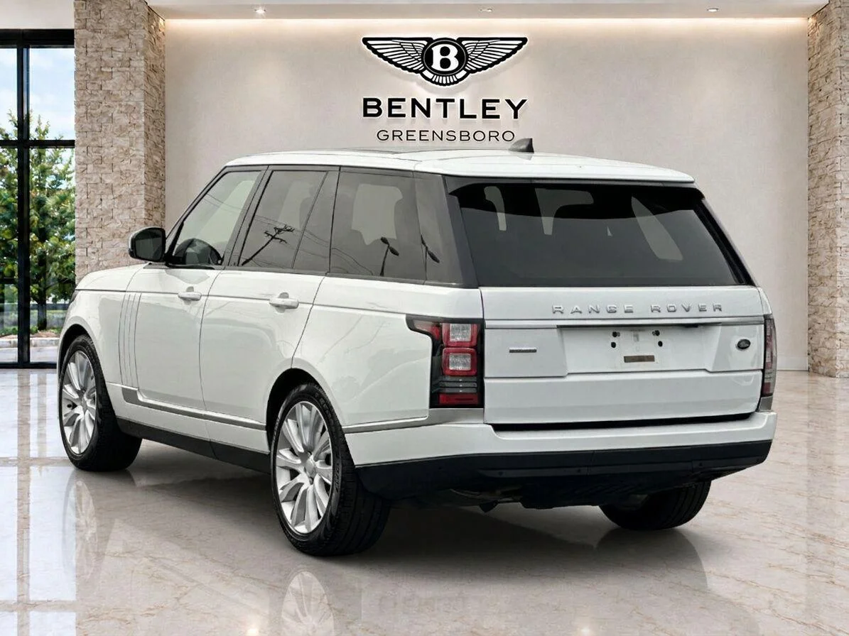 Used 2017 Fuji White Land Rover 5.0L V8 Supercharged image 3
