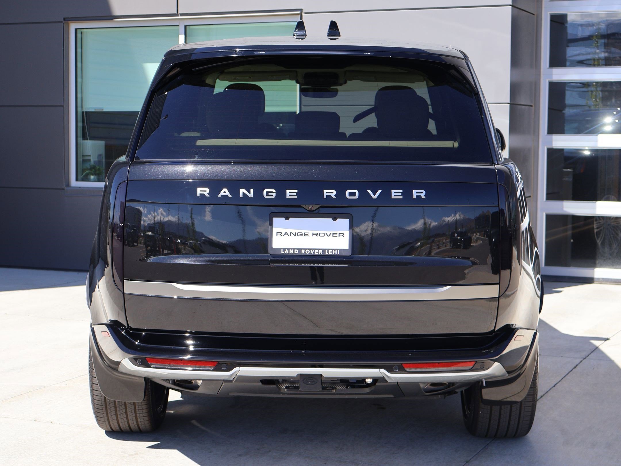 2026 Land Rover Range Rover SE - Photo 7