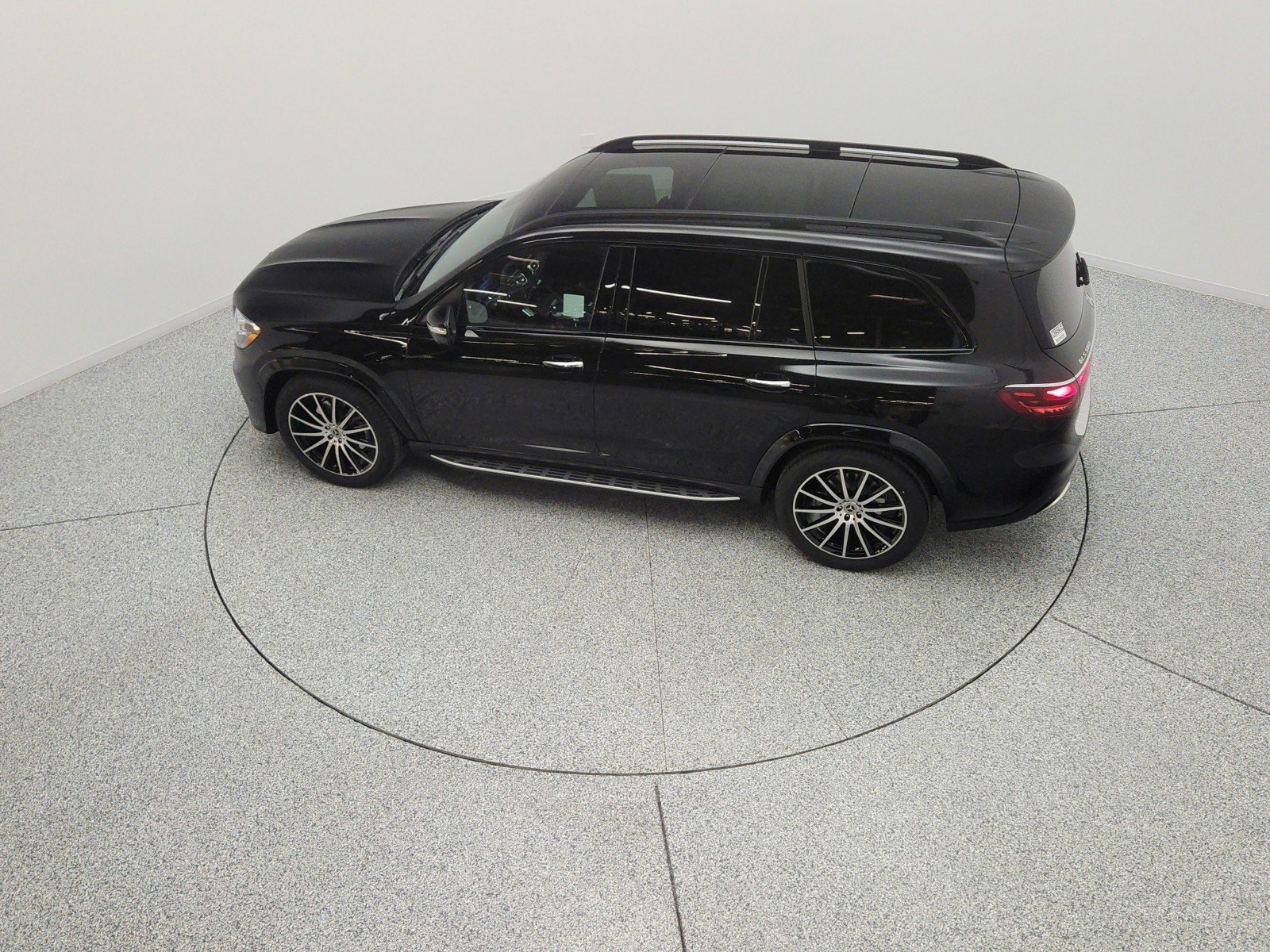 New 2026 Obsidian Black Metallic Mercedes-Benz GLS 580 4MATIC® SUV image 16