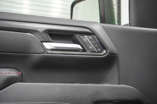 Used 2025 Onyx Black GMC AT4X image 19