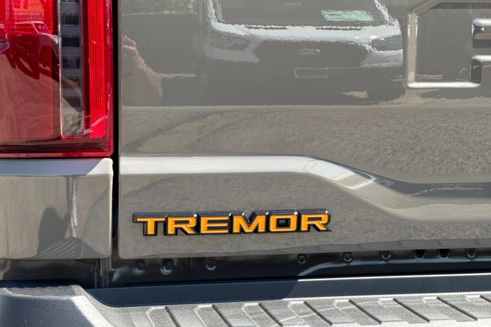 New 2026 Marsh Gray Ford Tremor® image 30