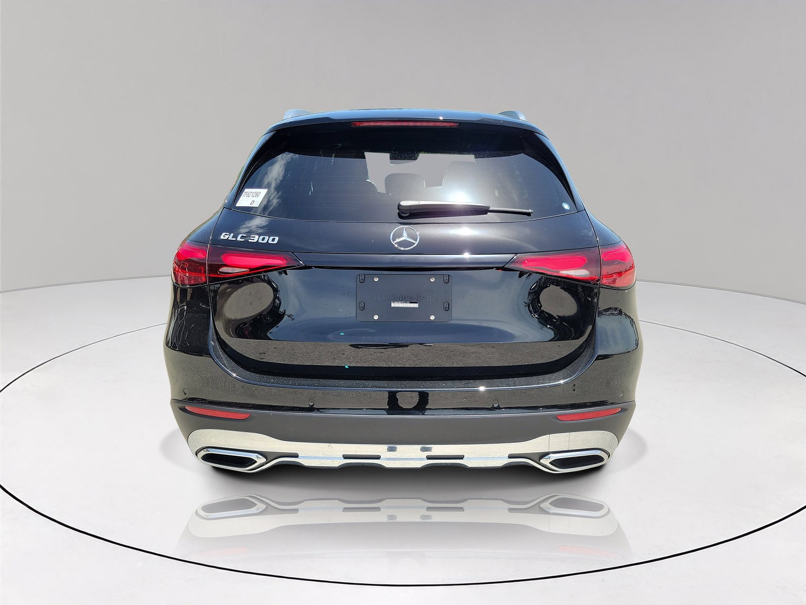 New 2026 Black Mercedes-Benz GLC 300 image 5