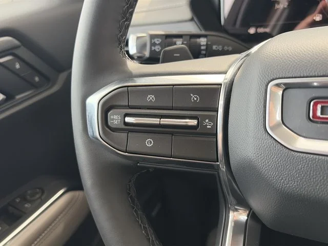 New 2026 White GMC Elevation image 20
