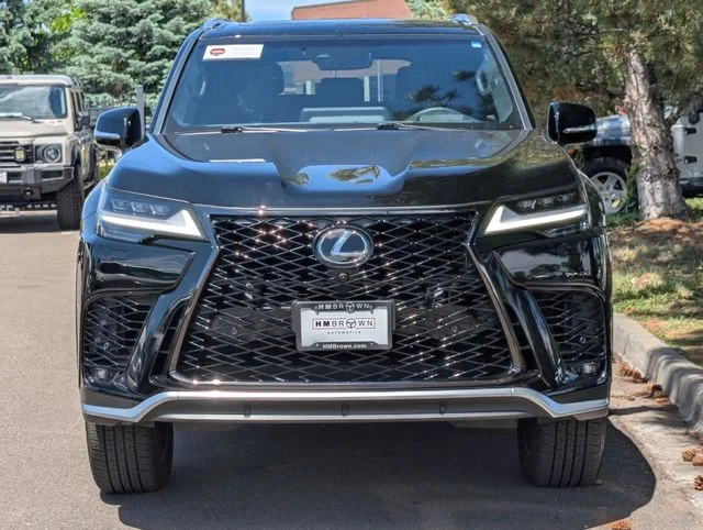 2024 Lexus LX F-Sport - Photo 6