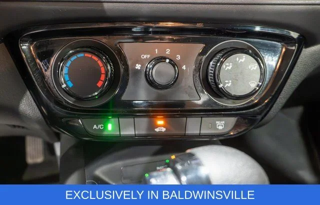 Used 2018  Honda LX image 24