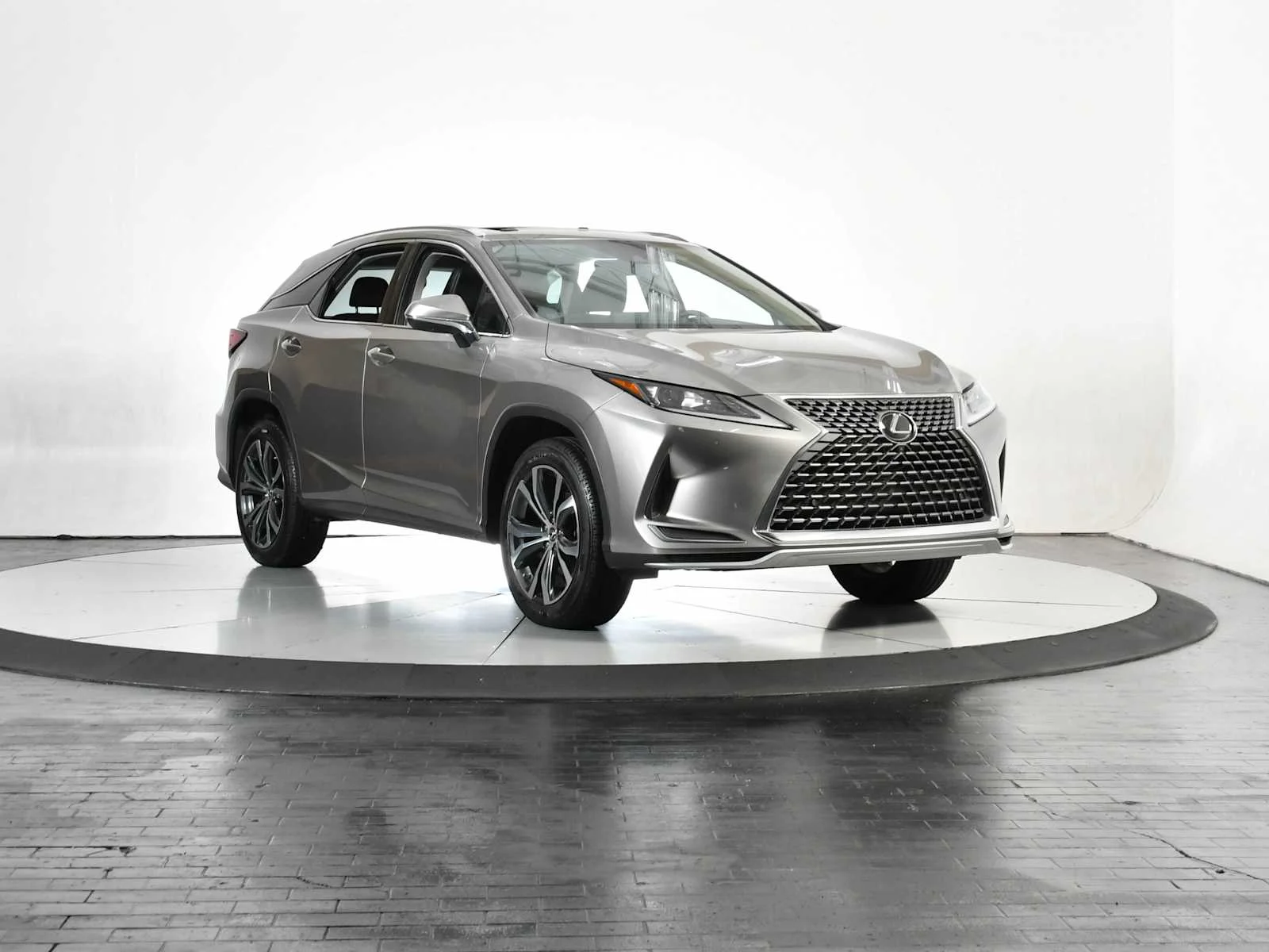 Certified Used 2020 ATOMIC SILVER Lexus  image 9