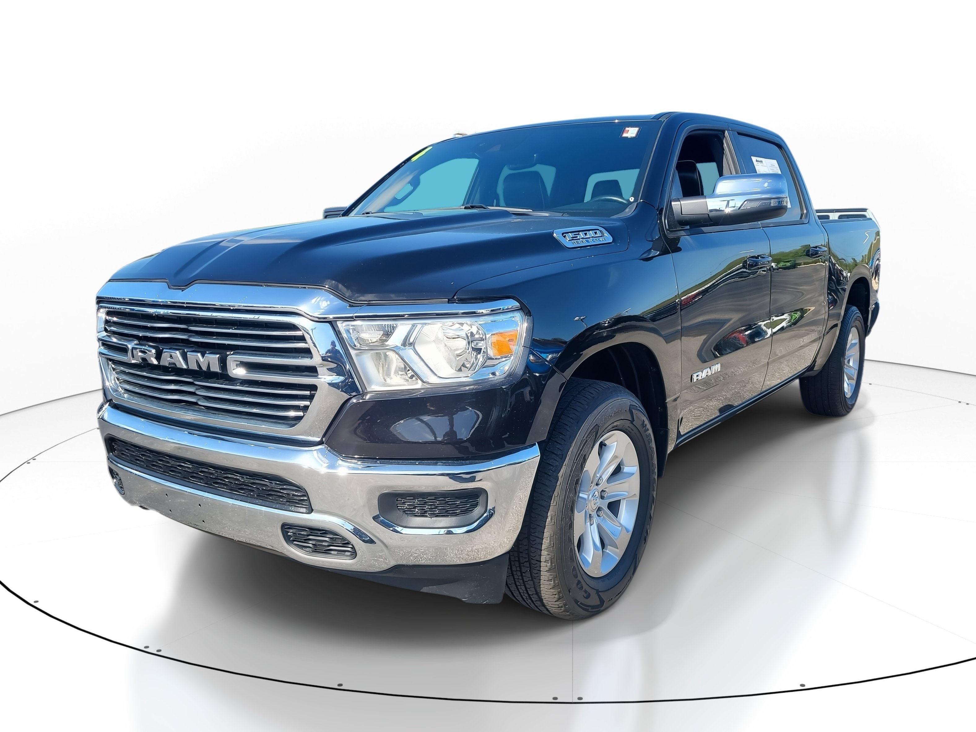 Used 2024 Diamond Black Crystal Pearlcoat Ram Laramie image 3