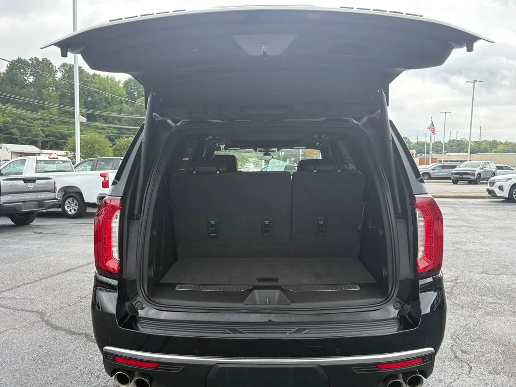 Used 2021 ONYX BLACK GMC Denali image 5