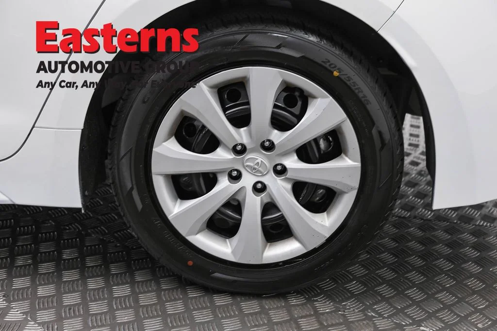 Used 2024 White Toyota LE image 32