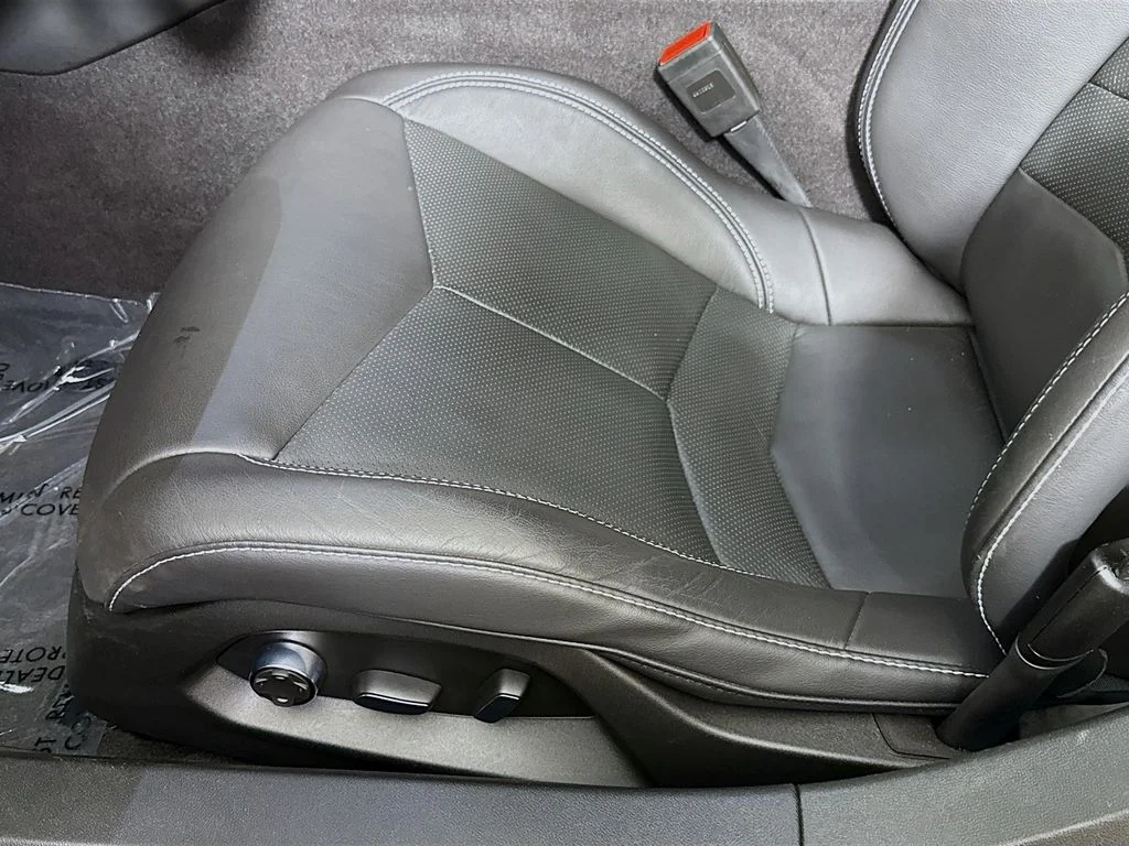 Used 2024 Gray Chevrolet Stingray image 20