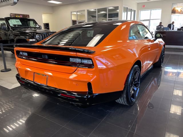 2026 Dodge Charger Scat Pack - Photo 6