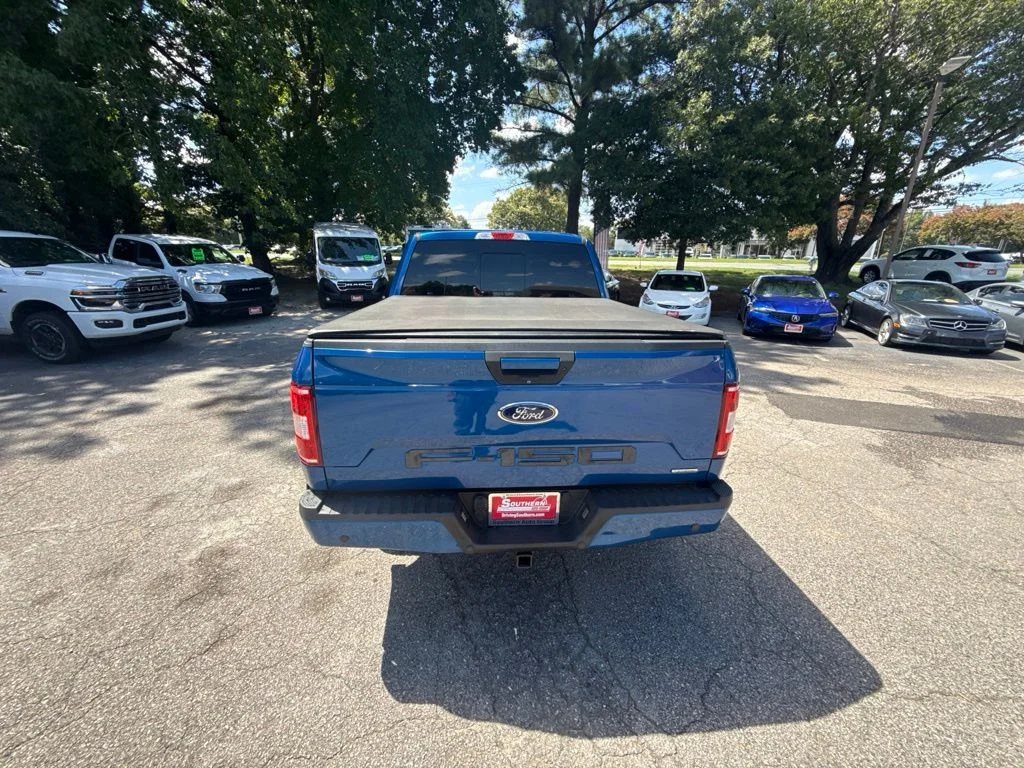 Used 2018 Blue Ford XLT image 5