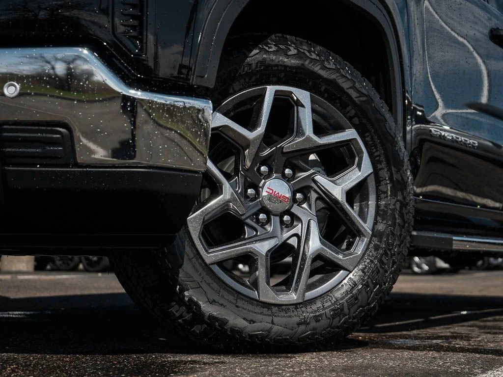 2026 GMC Sierra 1500 SLE - Photo 6