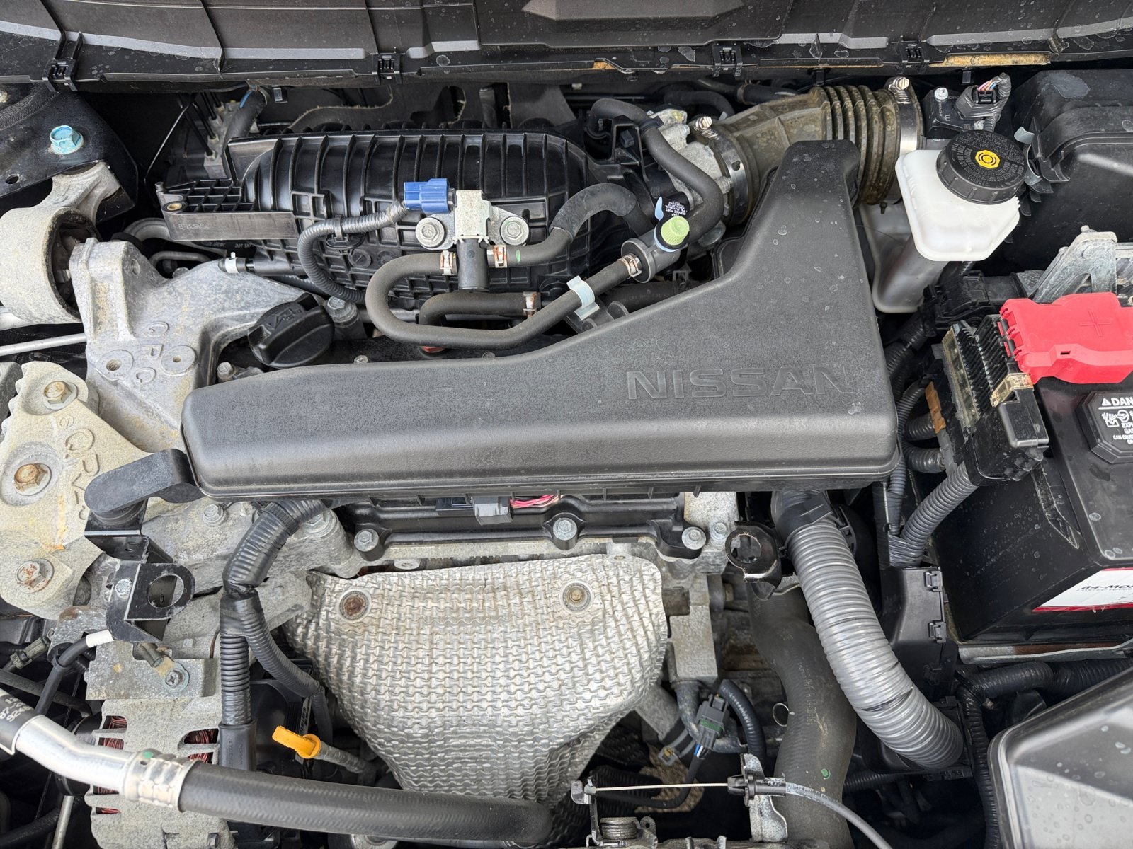 Used 2015 Super Black Nissan SL image 7