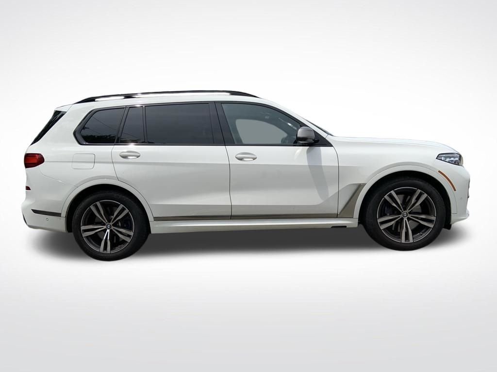 Used 2020 White BMW M50i image 4