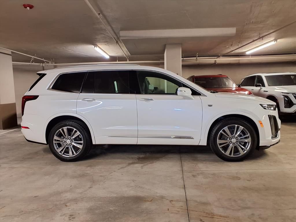 2025 Cadillac XT6 Premium Luxury - Photo 4
