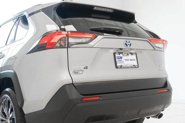 Used 2023 Silver Toyota XLE Premium image 18