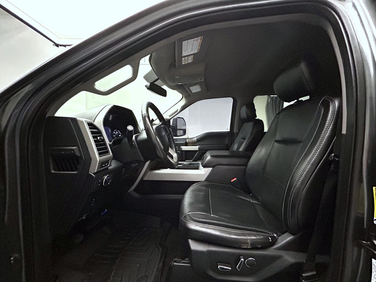Used 2019 Gray Ford Lariat image 10