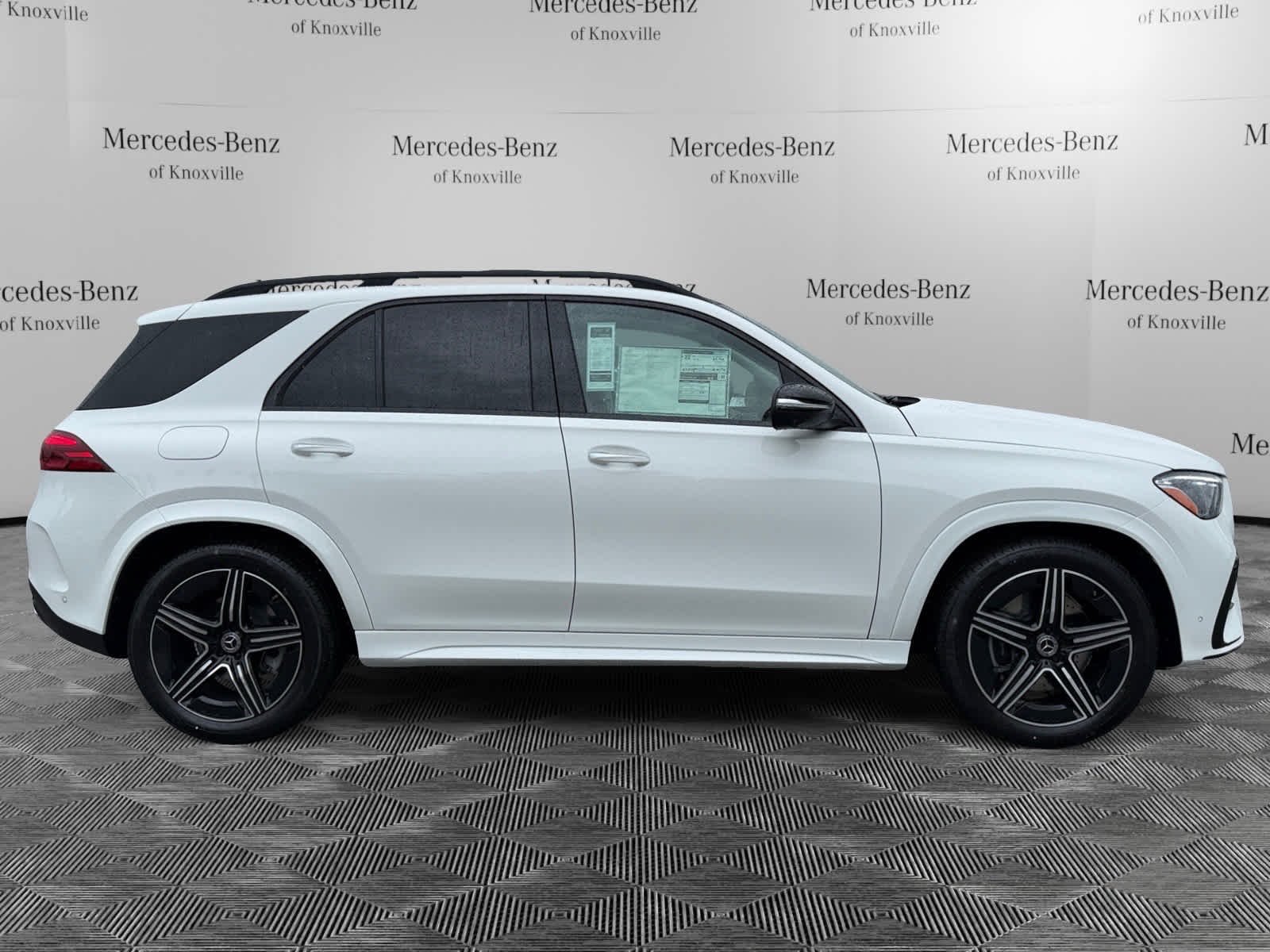 New 2026 Polar White Mercedes-Benz GLE 350 image 6
