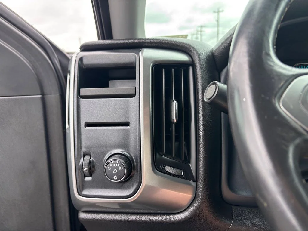 Used 2016 Black Chevrolet LT image 23
