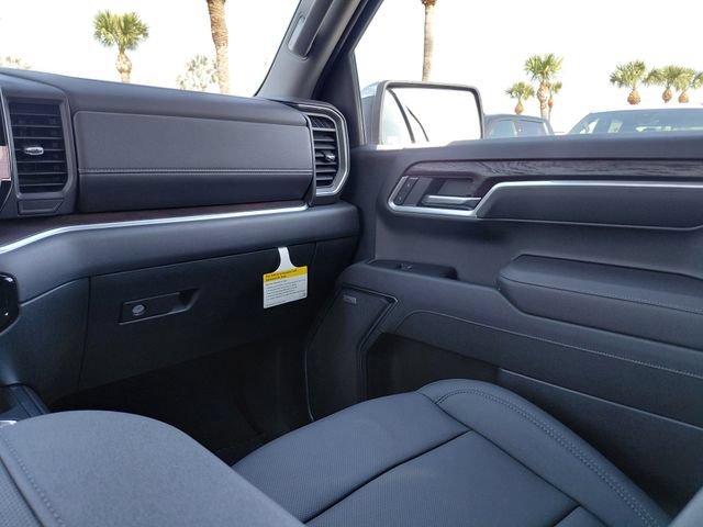 2026 GMC Sierra 1500 SLT - Photo 19