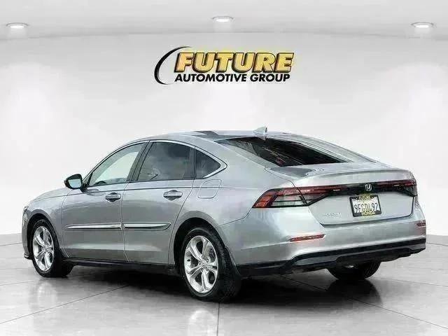 Used 2023  Honda LX image 7