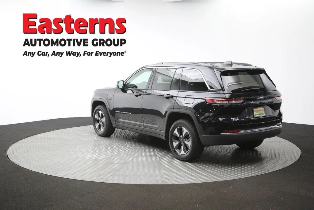 Used 2024 Black Jeep 4xe image 69