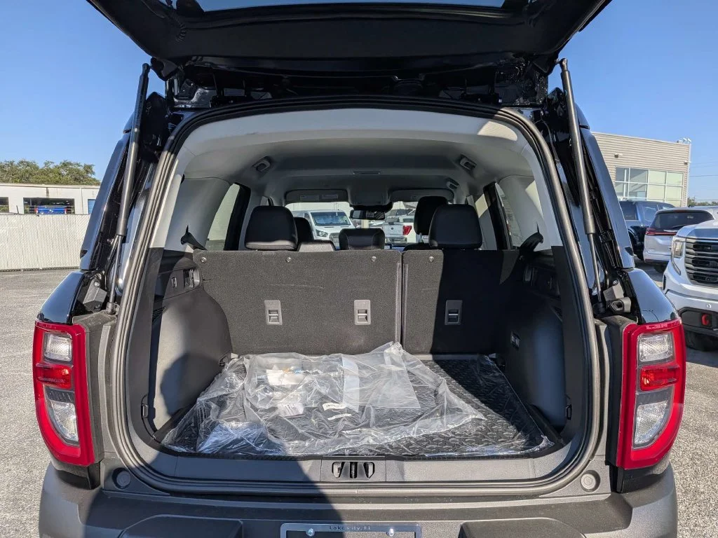 New 2026 Shadow Black Ford Outer Banks® image 11