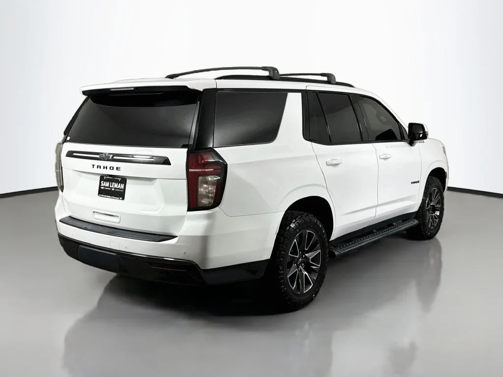 Used 2022 White Chevrolet Z71 image 7