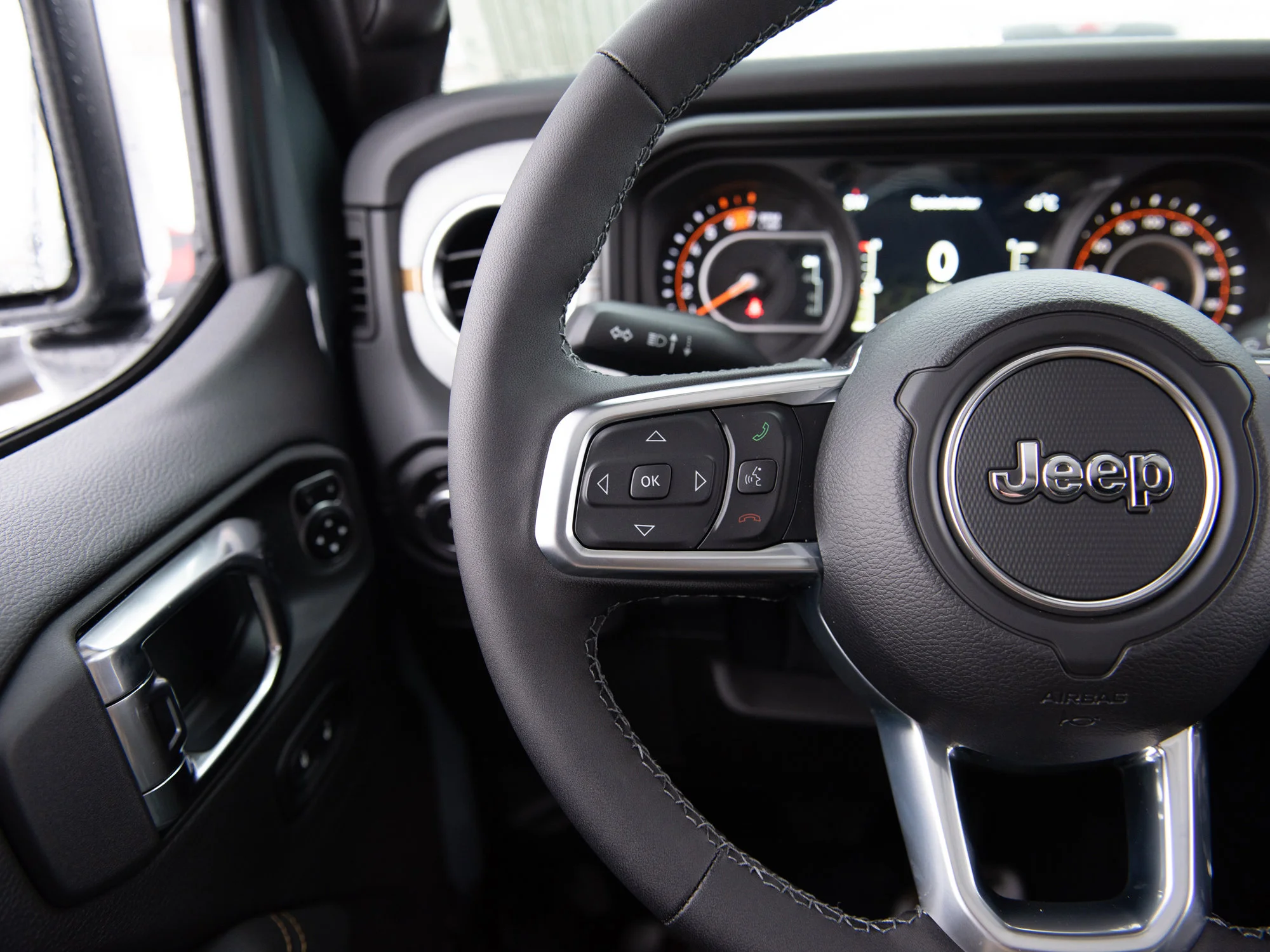 New 2026 Dark blue Jeep Sahara* 4 Door 4x4, Side Steps, Remote Start, Heated Seats image 12
