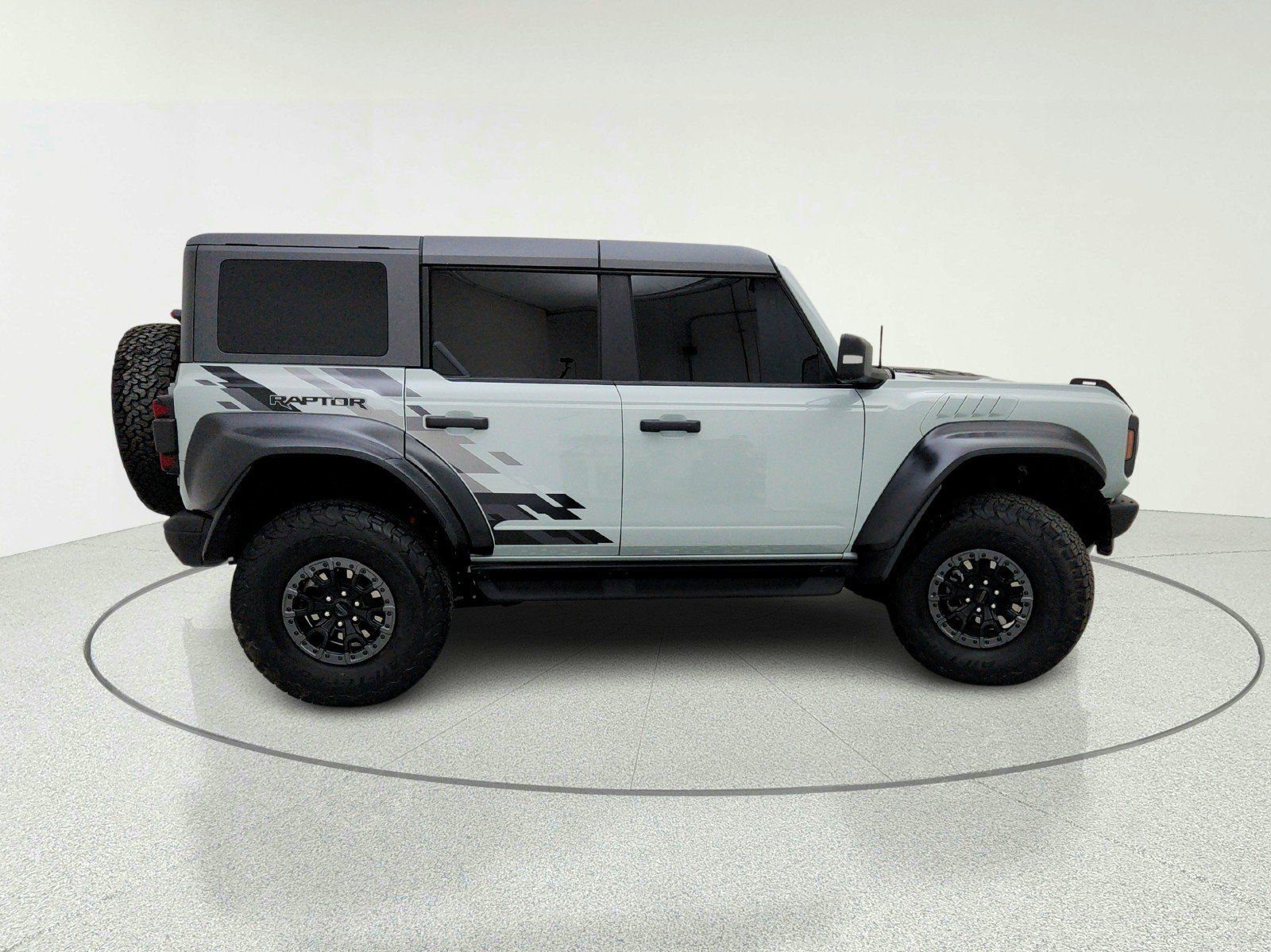 Used 2022 GRAY Ford Raptor image 7