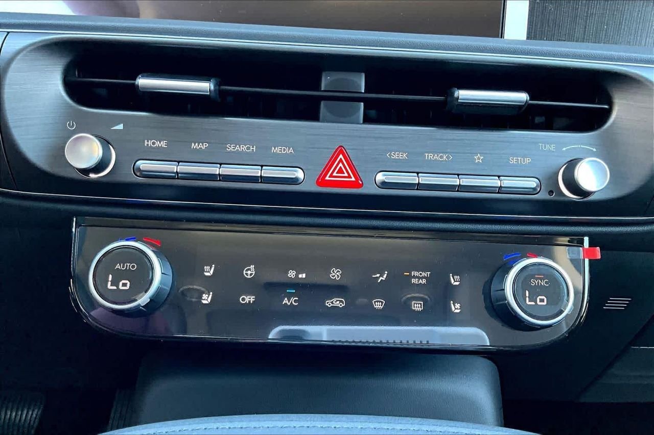 New 2026 Ecotronic Gray Pearl Hyundai Limited image 19