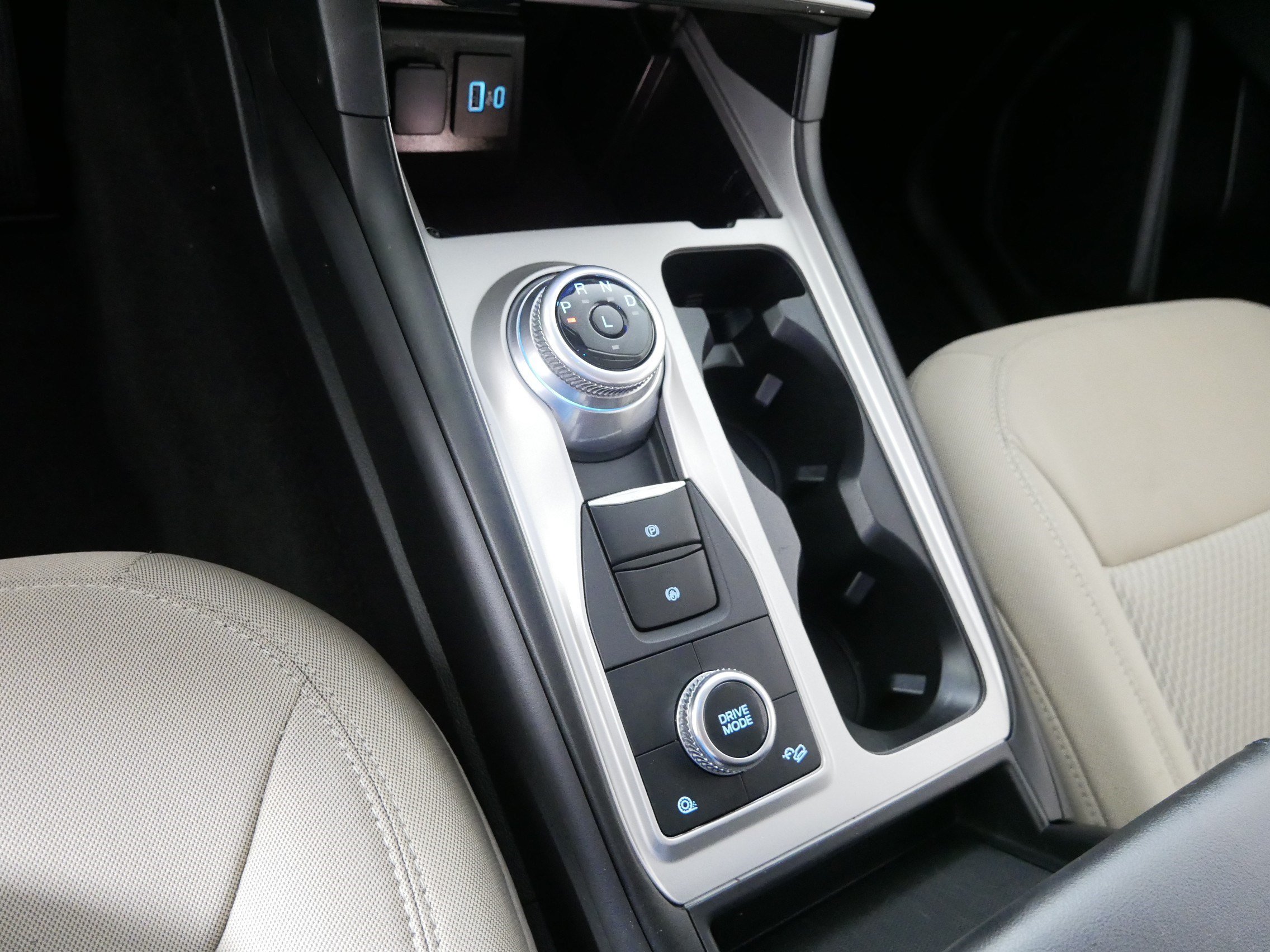 2023 Ford Explorer XLT - Photo 24