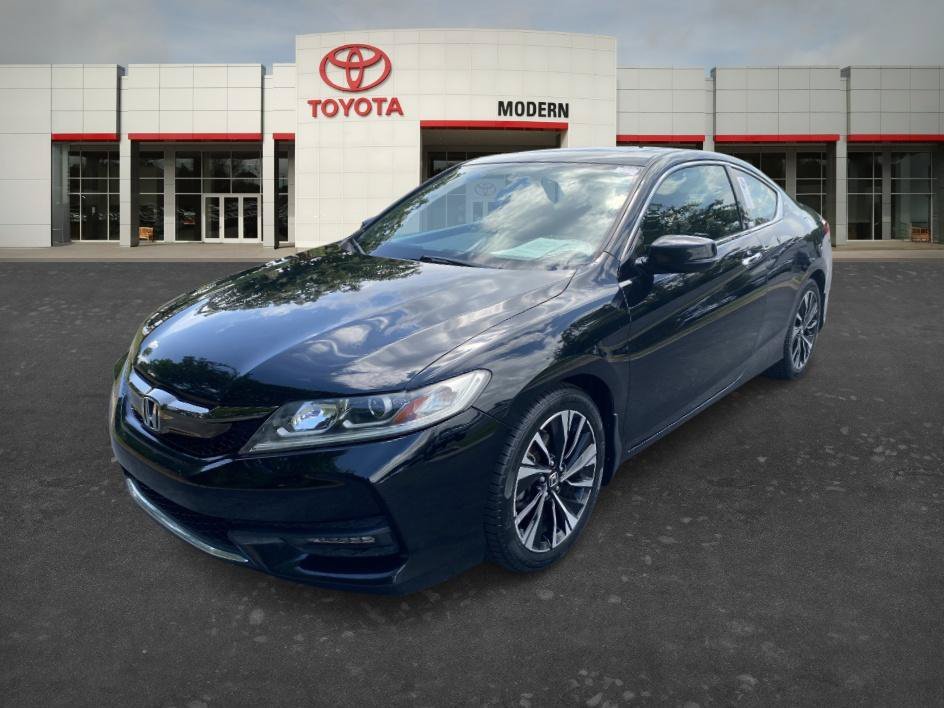 Used 2017 Crystal Black Pearl Honda EX image 1