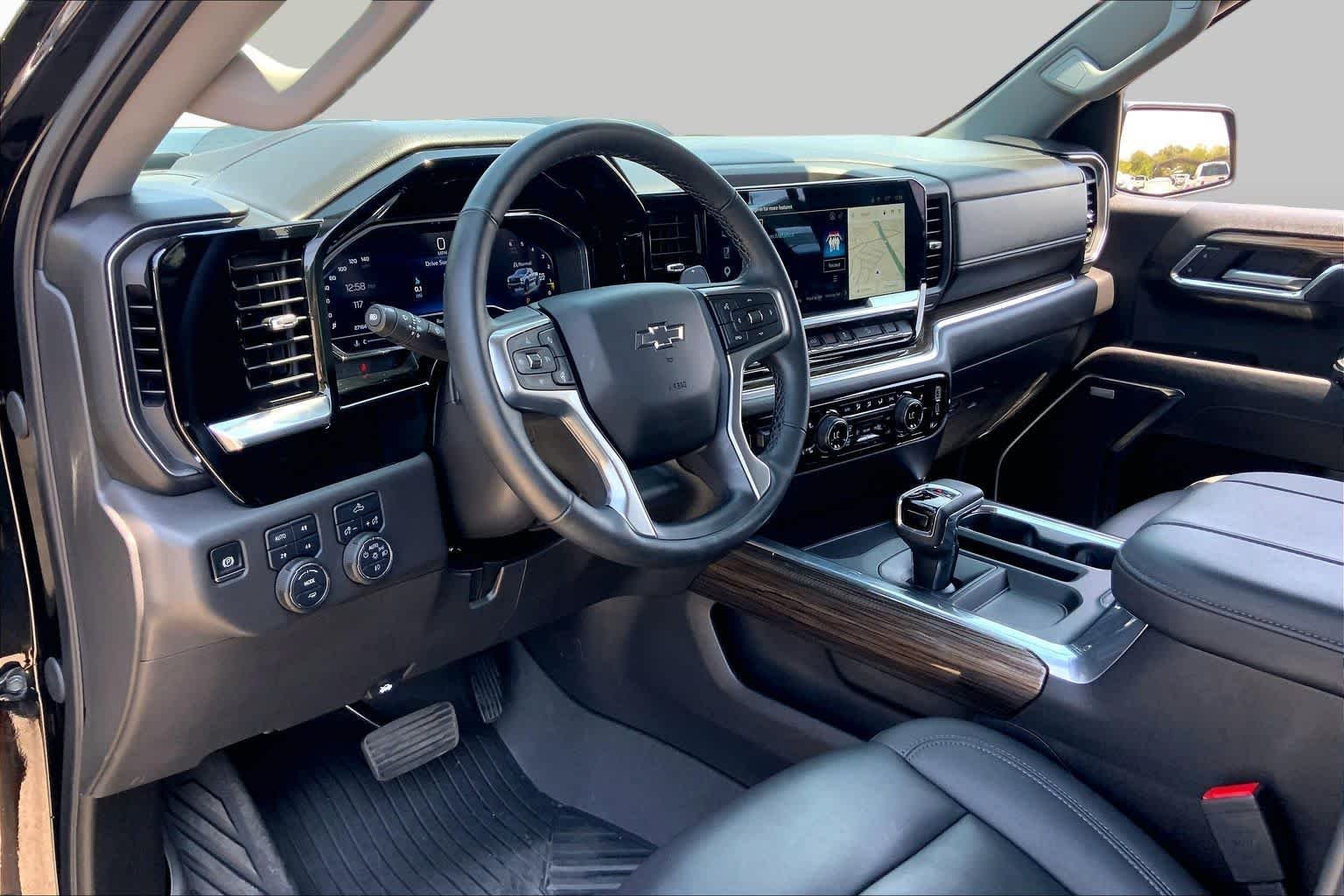 Used 2025 Black Chevrolet LT Trail Boss image 18