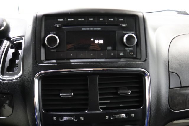 Certified Used 2012  Dodge American Value Pkg image 20
