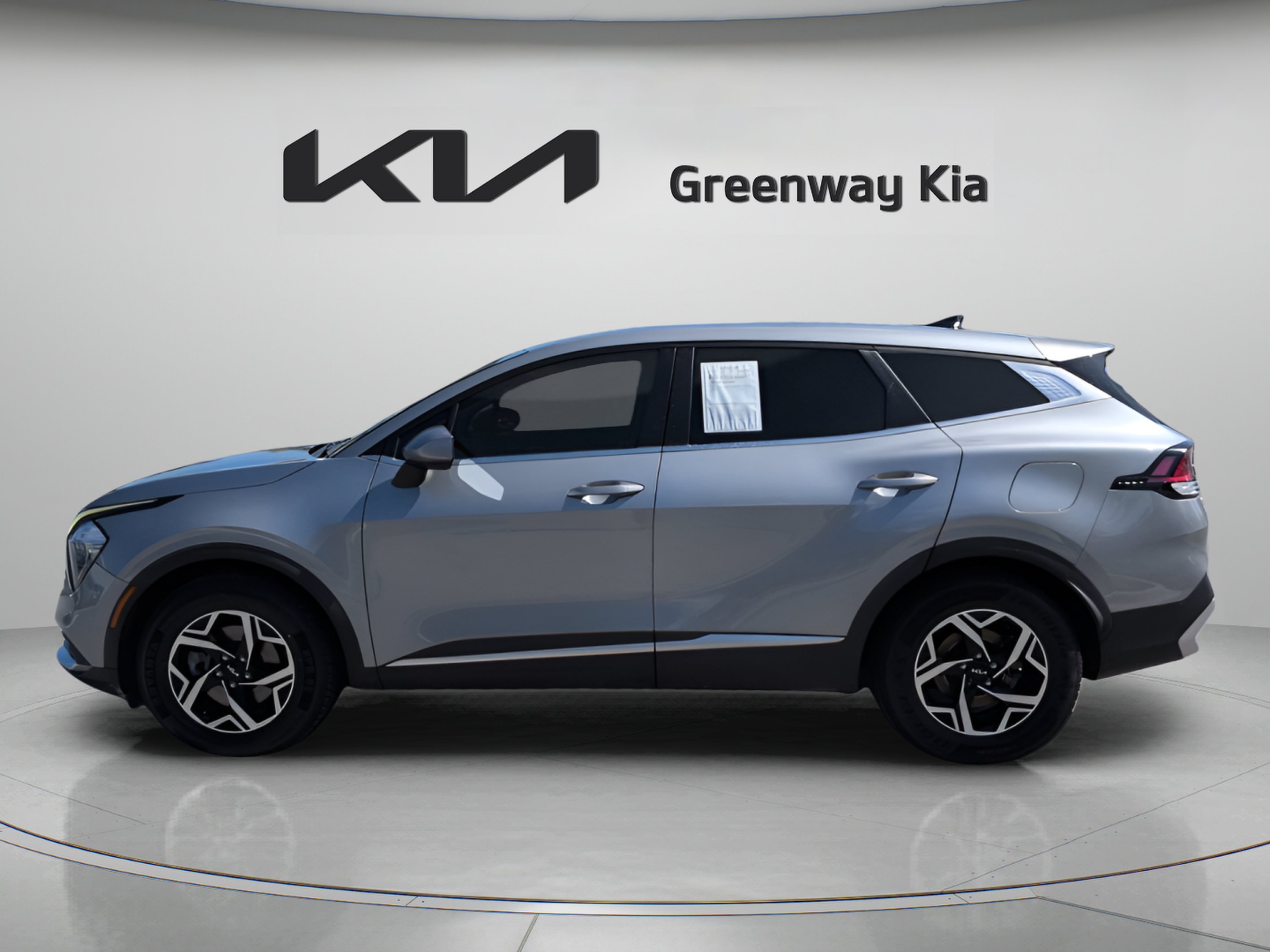 Used 2023 Steel Gray Kia LX image 5