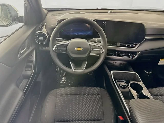 New 2027 Sterling Gray Metallic Chevrolet LT image 23